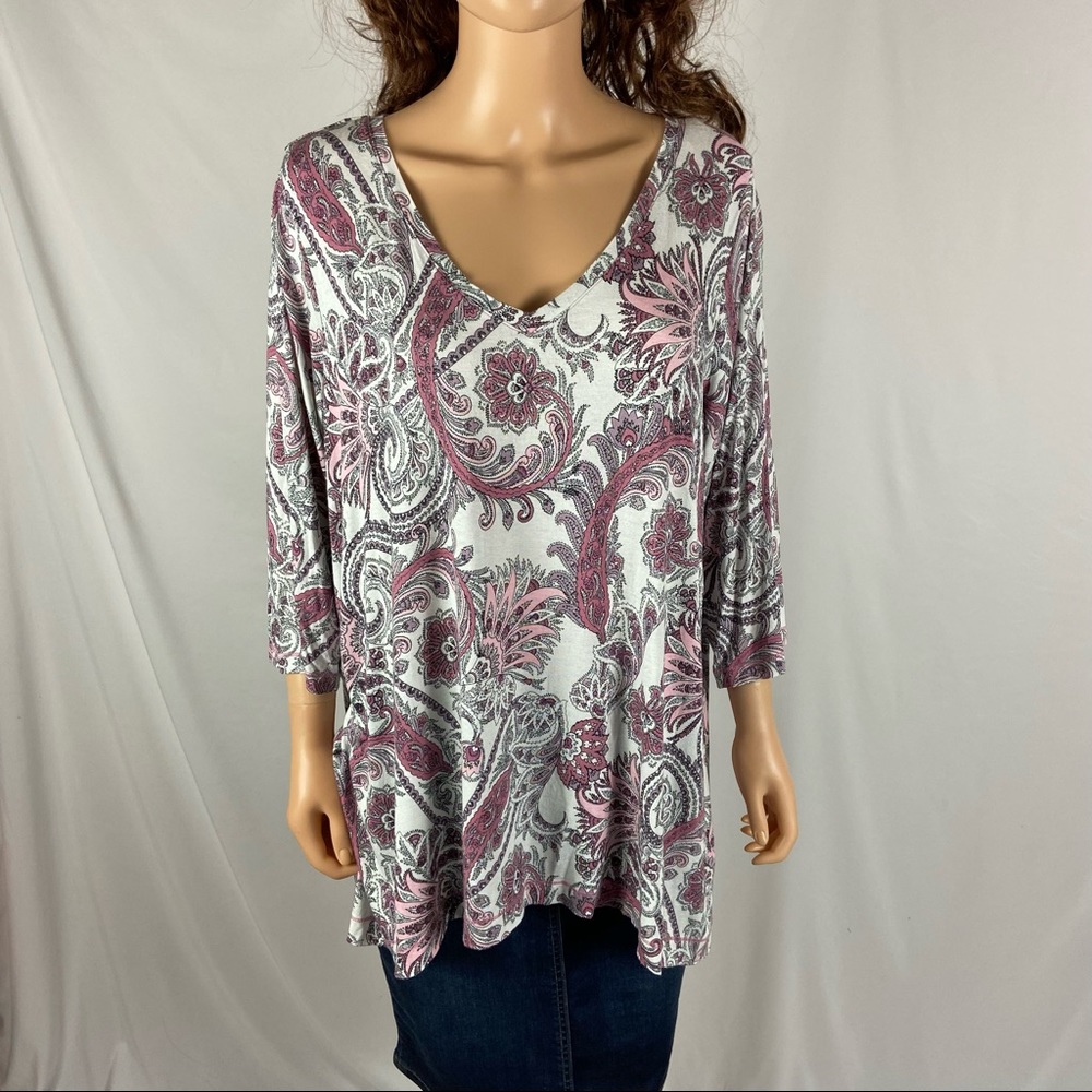 Tahari White Pink Patterned 3/4 Sleeve Blouse - Picture 1 of 6